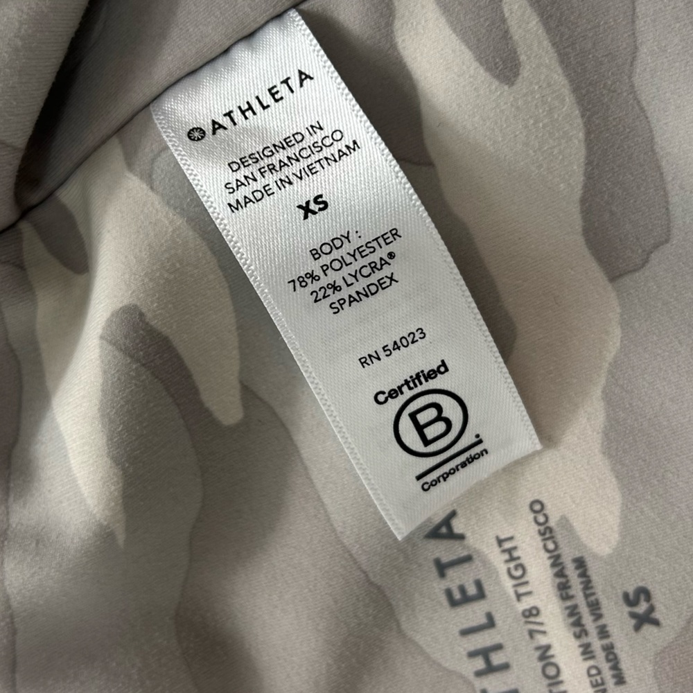 Athleta Elation 7/8 Tight Camo Leggings Women’s Size XS Tan‎ Beige - Picture 8 of 14